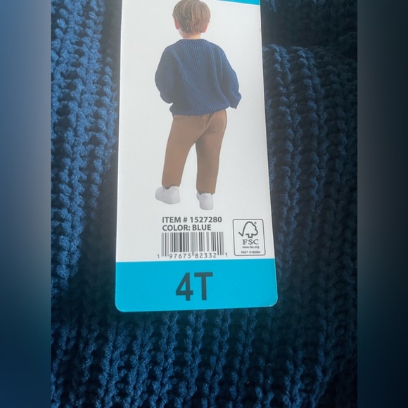 NEW BOYS DKNY 2 piece set Retail $49 - Picture 6 of 7